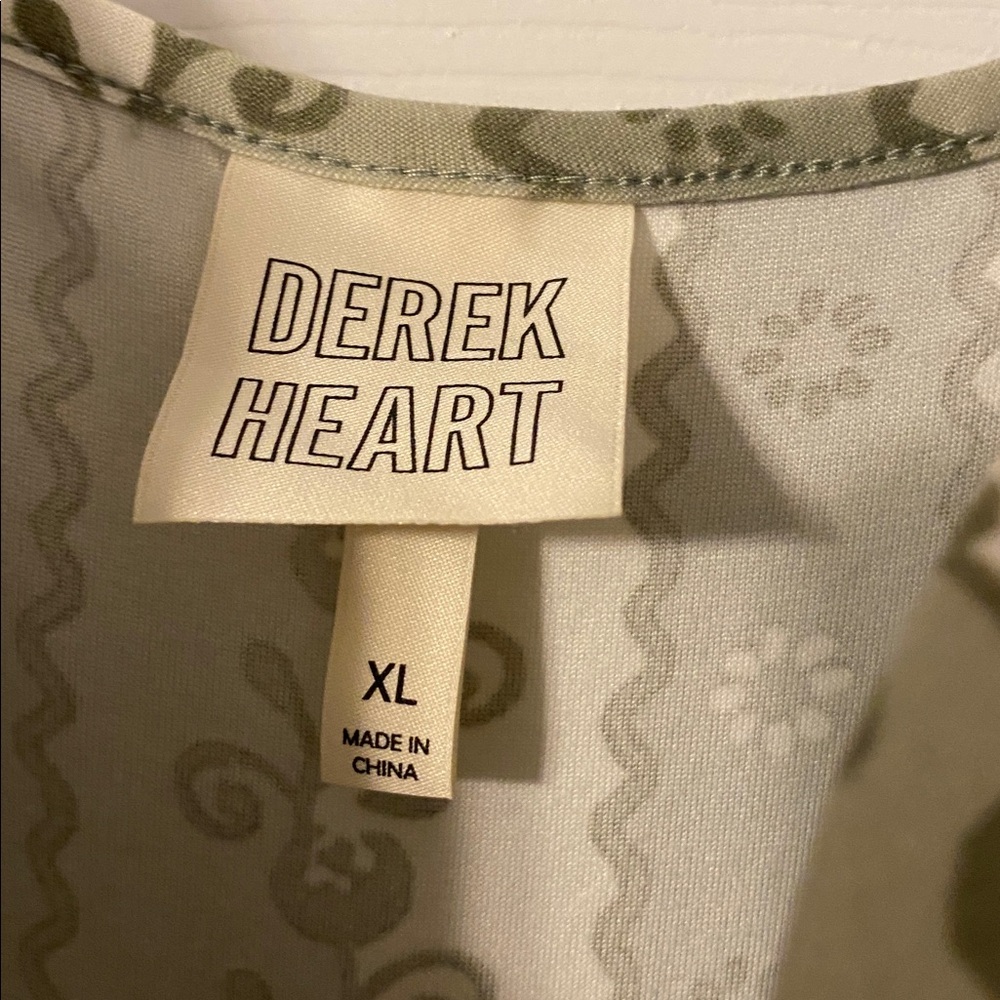Derek Heart Sage Green and Cream Floral-Stripe Jumpsuit - Picture 5 of 7